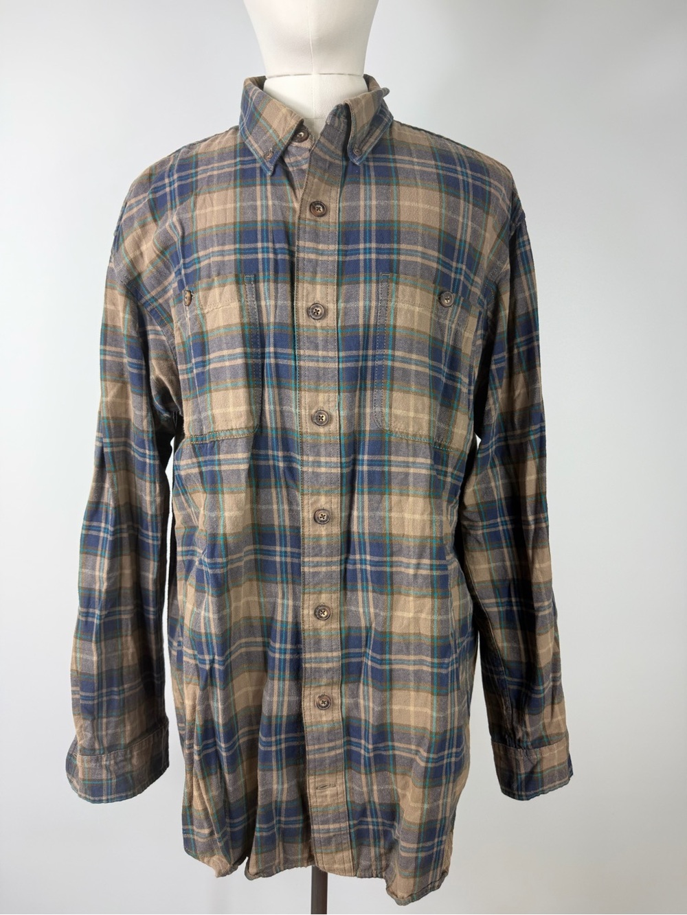 Duluth Trading Co khaki & navy blue Plaid Button-Down Flannel Shirt 100% cotton